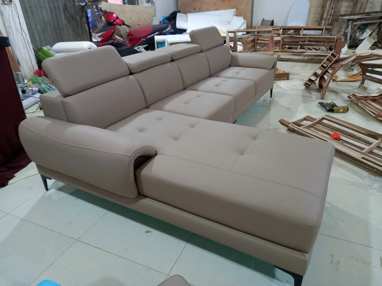 Sofa chữ L 2m7 x 1m7